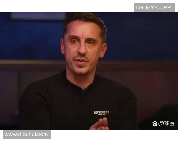 美国足球明星专访视频揭示他们的训练生活与职业梦想